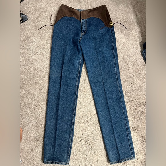 Classic Denim Bootcut Jeans with Brown Details - Picture 3 of 4